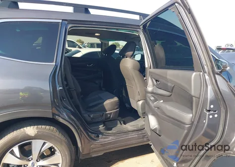 2025 Subaru Ascent Premium 7-Passenger from USA, damaged, VIN 4S4WMADD2S3417750